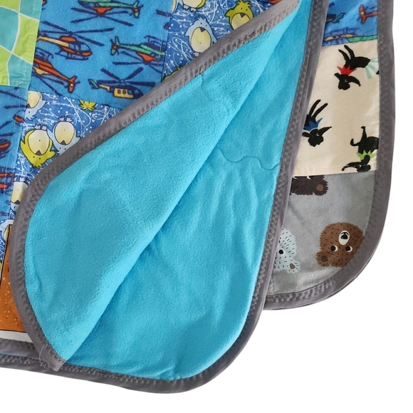 HANDMADE Patchwork Baby Crib Quilt Blanket - Approx. 34 x 38 inches - Picture 4 of 10